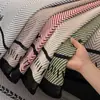 Cojín de Sofá de Chenilla con Forma Especial Estilo Francés, Apto para Todas las Estaciones, Gama Alta, Lujo Ligero, Antideslizante, Resistente a Arañazos de Gato, Resistente a Manchas, Práctico, Lavable a Máquina
