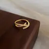Anillo Abierto de Cruz Sencillo y Versátil Incrustado con Circonita, Anillo de Estilo de Nicho de Alta Gama, Joyería de Moda de Lujo Ligero al por Mayor