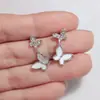 Nuevos Pendientes de Mariposa de Celebridad de Internet Estilo Hong Kong de Moda, Pendientes Elegantes y Sencillos, Pequeños, Personalizados y de Alta Gama