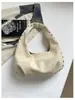 Bolso de mano cruzado para mujer de nuevo diseño, casual y sofisticado, bolso de mano personalizado con tachuelas, bolso de hombro para el día a día