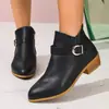 2026 Botas de Cano Curto com Salto Grosso Estilo Retrô Romano Outono Inverno Novas Tamanho Grande Salto Grosso Bico Redondo Botas de Cano Curto Femininas Em Estoque Atacado