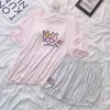 Pijama Novo de Verão Moda Desenho Animado para Mulheres Casual Soltinho Fofo Roupa de Casa Pode Ser Usado Fora Conjunto de Duas Peças