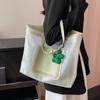 Bolso de gran capacidad para mujer, bolso de verano combinable, nuevo bolso de hombro transparente de gelatina, bolso de mano de clase para ir al trabajo 2023