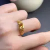 Anillo de Cristal Amarillo Atractor de Riqueza Natural Piedra Suelta Tamaño 5*7mm Plata de Ley S925 Chapado en Oro Real de 18K Incrustado