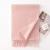 Bufanda de Lana de Color Sólido con Ambiente Invernal, Lujo Ligero, Chal de Borlas de Gama Alta, Bufanda Cálida de Moda para Viajar al Trabajo al por Mayor