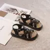 Zapatos de Playa Suaves para Niñas 2026 Nuevas Llegadas de Verano Tallas Medianas y Grandes Versión Estudiante Zapatos para Bebé Sandalias Casuales