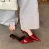 Pantuflas de medio zapato de punta para mujer, pantuflas cerradas de tacón bajo, nuevos tacones de aguja versátiles estilo francés 2026
