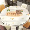 El mantel redondo es impermeable, a prueba de aceite, resistente al calor y fácil de limpiar.. Es un posavasos redondo para mesa de comedor hecho de PVC con una textura similar a la piel, adecuado para uso doméstico como cubierta para mesa de centro de sala de estar.