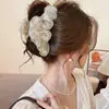 Nuevo Pasador de Flores de Malla Suave de Verano 2026 para Mujer, Estilo de Alta Gama, Pasador Dulce para Recogidos en la Parte Trasera de la Cabeza, Pinza de Tiburón