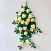 Nuevo arreglo de flores artificiales decorativo transfronterizo para colgar en la pared para entradas, utilizado para paisajismo y fotografía al aire libre, con rosas de montaña nevadas simuladas