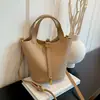 Bolso bandolera de un solo hombro, elegante y moderno, casual y único, diseño minimalista nuevo, colección otoño 2026, bolso tipo cubo para mujer