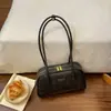 Bolsa Boston Retrô de Cor Sólida de Alto Valor com Personalidade Novo Estilo Outono 2026 Elegante para o Dia a Dia Moda Bolsa de Ombro Único