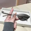 Gafas de Sol de Ojo de Gato de Nueva Moda Transfronterizas Europeas y Americanas, Mismo Estilo que las Celebridades de Internet, con Patas de Remache Metálico y Diseño Sin Marco
