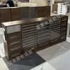 Gabinete Exhibidor de Esmalte de Uñas En Tienda Color Madera Maciza Nogal Estilo Antiguo Gabinete de Almacenamiento para Esmalte en Gel y Arte de Uñas Gabinete de Almacenamiento de Arte de Uñas para Mostrador