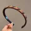Faixa de cabelo da moda e estilosa na cor café para mulheres, faixa de cabelo versátil de alta qualidade, faixa de cabelo antiderrapante para lavar o rosto, acessório de cabelo estilo coreano