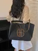Bolso de Hombro Tote de Gran Capacidad para Mujer de Gamuza Nuevo 2026 Casual Color Sólido Retro Simple de Viaje Moda
