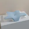 Almohada de Memoria para Dormir con Forma de Cuerno para el Hogar Protección de la Columna Cervical Espuma Viscoelástica de Rebote Lento Cero Presión Almohada Mariposa con Forma de Cuerno