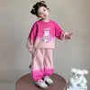 Conjunto de Ropa de Dibujos Animados para Niñas 2026 Pequeña Niña Bebé Moda Primavera y Otoño Sudadera con Gradiente y Pantalones Conjunto de Dos Piezas Moderno
