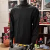 Camiseta Sencilla Casual de Color Sólido de Manga Larga para Hombre, Nueva de Primavera y Otoño, Ajuste Holgado Versátil, Camiseta Base de Peso Pesado