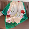 Estilo K de Lenço Quadrado Pequeno 70cm Feminino Novo Verão Versátil Lenço Presente Moda Retro Profissional Lenço Atacado Externo
