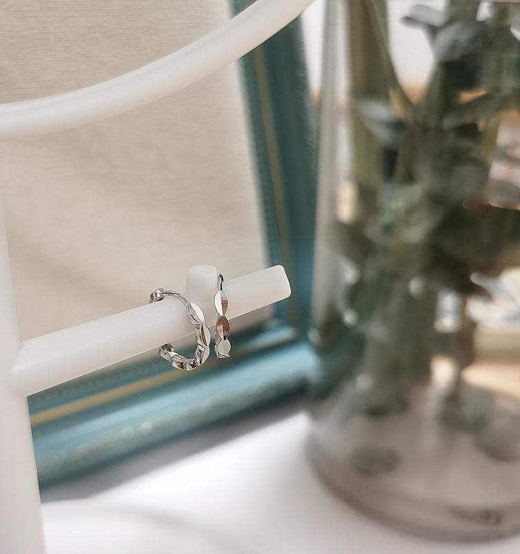 EH601999 2000橄榄型车花耳扣