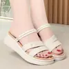 Sandalias casuales de una tira para mujer, antideslizantes para exteriores, nuevo modelo de verano 2026, sandalias romanas cómodas y ligeras de suela gruesa para vacaciones