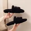 Chinelos Peludos Street Trendy Cool para Mulheres, Uso Externo, Novidades Outono/Inverno INS 2026, Chinelos de Algodão Planos com Uma Tira de Pelúcia em Camadas