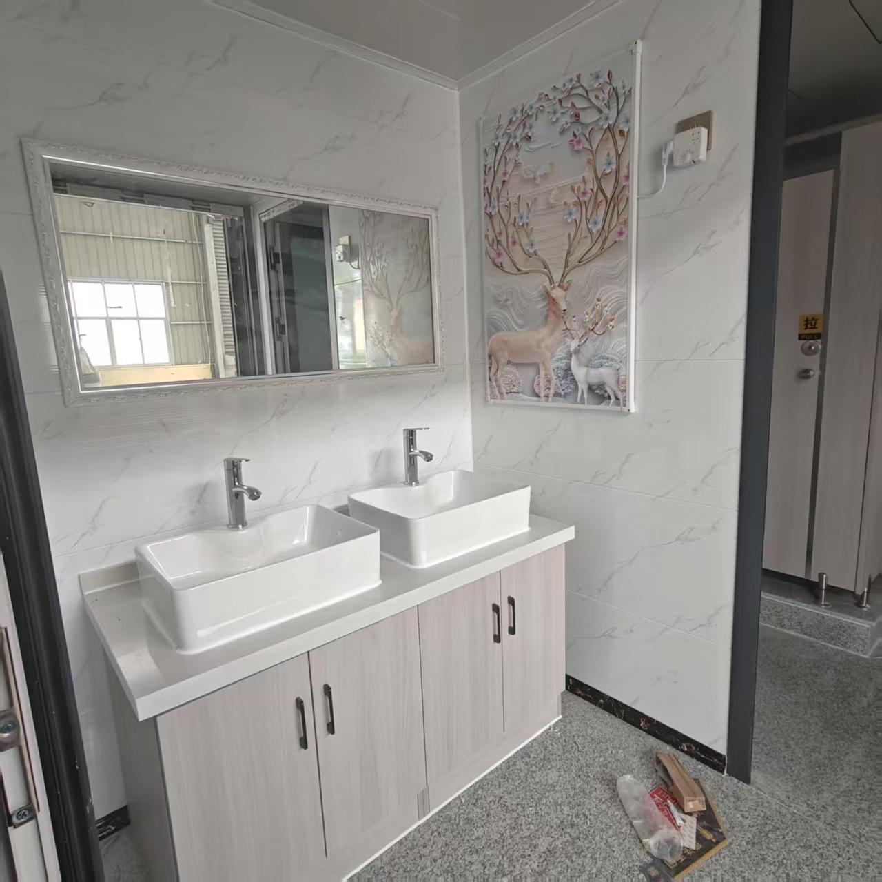 7299747f-e649-439e-8e69-7b171a