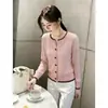 Suéter de malha casual slim fit estilo coreano outono e inverno OEM para mulheres, novo, suave e elegante, bloqueio de cores doces, manga longa