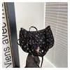 Bolsa Quadrada Pequena de Mão Plissada Estilo Coreano Mori-kei para Revenda Bolsa Feminina 2025 Chegada de Outono Bolsa de Ombro Único com Laço Bolsa Transversal Tendência