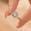Anel de Rosa com Diamantes Inteiros para Mulheres, Luxo Acessível Design de Nicho, Elegante da Moda, Anel Aberto Ajustável para Casamento e Pedido