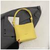 Bolsa Balde de Moda Retrô para Mulheres 2025 Nova Bolsa de Ombro da Moda Nicho High-End Bolsa de Trabalho para Deslocamento Bolsa Transversal