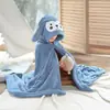 Toallas de baño con capucha para niños, venta al por mayor de fabricantes: secado rápido, absorbente, hecho de forro polar de coral, con diseños de dibujos animados lindos y adorables