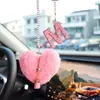 Coração de Pelúcia com Alfabeto Argila Acessórios para Interior de Carro Pingente para Mulheres, Ornamento de Pendurar Espelho Retrovisor de Carro com Strass
