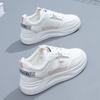 Tênis Branco para Mulheres Verão 2025 Moderno Versátil Popular Primavera e Outono Novo Papai Ins Sapatos Brancos Esportivos