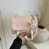 Bolso de Hombro para Mujer de Textura Retro de Moda Nueva de Primavera de Nicho, Bolso Cuadrado Pequeño de Lujo Ligero, Bolso Cruzado Versátil para el Trabajo