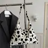 Bolsa Tote Casual Simples de Ombro Único, Novo Estilo Verão 2026, Estampa de Vaca, Estilosa e Fashion, Estilo Preguiçoso, Bolsa Tote de Grande Capacidade