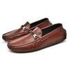 Sapatos casuais de couro para outono de 2024 masculinos sola macia exportação explosões couro bovino sapatos mocassim masculinos tamanho grande sapatos masculinos transfronteiriça