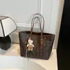 Bolsa Grande de Luxo para Mulheres 2024 Nova Moda Grande Capacidade Ombro Axila Versátil Bolsa de Mão Bolsa Tote para o Dia a Dia