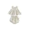 Ropa infantil estilo coreano 2026 verano nuevo estilo dulce top sin mangas con ribete de encaje y bloomers para bebé niña conjunto de dos piezas