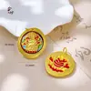 Colgante Exquisitamente Elaborado con Patrón Martillado en Oro Amarillo Chapado con Símbolos Tradicionales Chinos de la Fortuna, Estilo Vintage, Relieve Tridimensional, Chapado en Cobre, Nuevo Estilo Chino Collar para Mujer