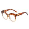 Nueva moda ojo de gato marco grande retro europeo y americano pasarela luz lujo espejo plano ins celebridad de Internet mismo estilo gafas marco moda