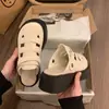 Sandalias romanas de plataforma alta para mujer, nuevo modelo de verano 2026, mules de punta cerrada de doble uso para exteriores, aptas para embarazadas, zapatos estilo bosque