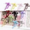 Dulce Calado Encaje Lazo Cinta Aleación Colgante Hecho a Mano DIY Colgante Adorno Pendiente Collar Accesorios Materiales