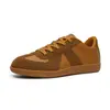 Comercio exterior súper ventas talla grande 48 superficie de cuero Zapatos de entrenamiento alemanes versátiles de moda transfronterizos AliExpress zapatos de tabla construcción de equipos tira y afloja zapatos deportivos