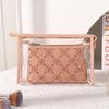 Nuevo Producto 2026 Bolsa Cosmética de PU Grabada para Mujeres, Bolsa de Almacenamiento Multifuncional Portátil para Viaje, Bolsa de Tocador Ins Moda Retro