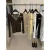 Suéter Tejido de Punto Delgado con Cuello en V y Mangas Largas, Estilo Coreano, Parches de Encaje Suave, Té Verde de Limón, Otoño 2026, para Mujer