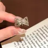 Anillo Abierto Estilo Vintage Flor de Iris Mariposa para Mujer, Anillo para Dedo Índice con Diseño de Nicho, Lujo Ligero, Sensación de Alta Gama, Anillo Versátil