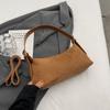 Bolsa de axila feminina grande capacidade 2023 nova tendência outono e inverno design de nicho textura fosca retrô bolsa de ombro transversal