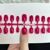 Conjunto de Arte para Unhas Retro Vermelho Novo Estilo com 30 Peças, Simples e Sofisticado, Realça a Tez, Adequado para Uso Diário, Formato Oval, Elegante e Sofisticado